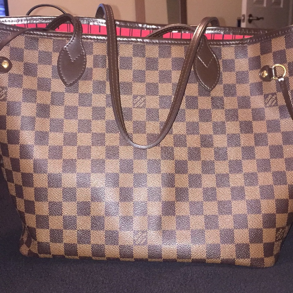 Luis Vuitton Damier Print, 2013 Edition Tote.